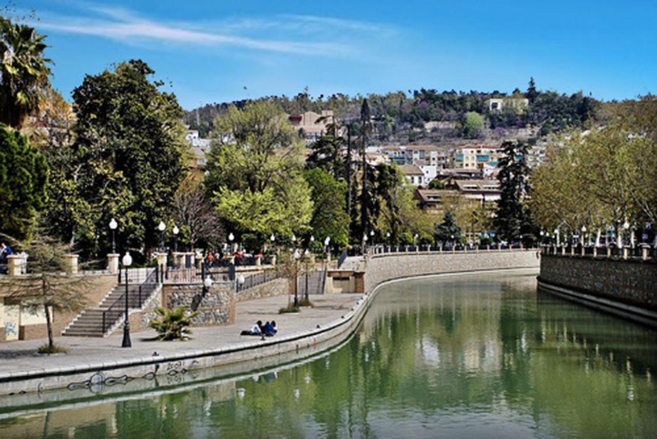 Amplio Y Centrico, Recien Reformado, Calefaccion Central, Jardines, Supermercados, Cafeterias Y Todos Los Servicios En El Corazon De La Ciudad Γρανάδα Εξωτερικό φωτογραφία