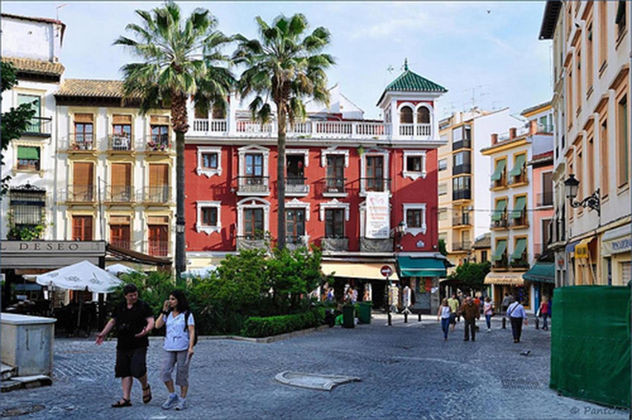 Amplio Y Centrico, Recien Reformado, Calefaccion Central, Jardines, Supermercados, Cafeterias Y Todos Los Servicios En El Corazon De La Ciudad Γρανάδα Εξωτερικό φωτογραφία